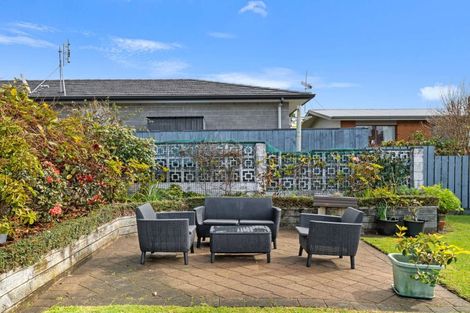 Photo of property in 80 Sutherland Road, Brookfield, Tauranga, 3110