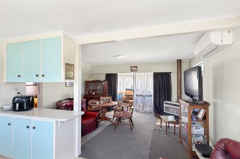 Photo of property in 1 Otanga Street, Dannevirke, 4930