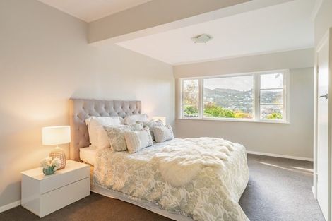 Photo of property in 11 Terawhiti Terrace, Karori, Wellington, 6012