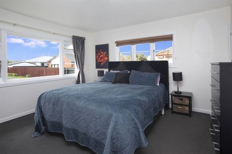 Photo of property in 14 Meadow Street, Papanui, Christchurch, 8052