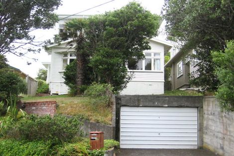 Photo of property in 51 Ranui Crescent, Khandallah, Wellington, 6035