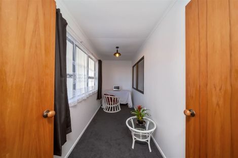 Photo of property in 154 Miranda Street, Stratford, 4332