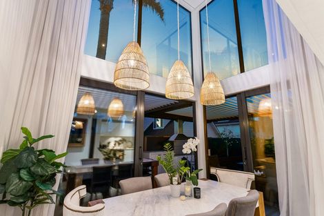 Photo of property in 2/3 Craig Road, Milford, Auckland, 0620