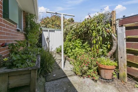 Photo of property in 50 California Drive, Totara Park, Upper Hutt, 5018