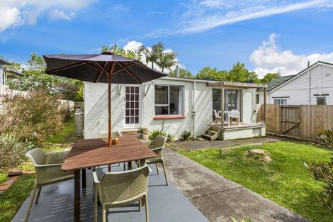 Photo of property in 36 Seabrook Avenue, New Lynn, Auckland, 0600