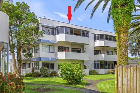 Photo of property in 11f Puriri Avenue, Orewa, 0931