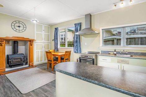 Photo of property in 28 Wharfe Street, South Hill, Oamaru, 9400