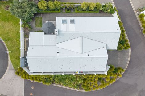 Photo of property in 1 Astelia Lane, Papamoa Beach, Papamoa, 3118