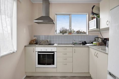 Photo of property in 1 Charles Major Place, Hawera, 4610