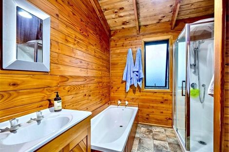 Photo of property in 55 Don Buck Road, Massey, Auckland, 0614