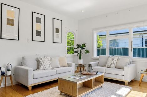 Photo of property in 54 Forfar Street, St Albans, Christchurch, 8014