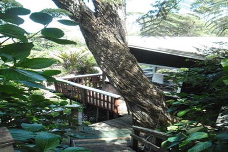 Photo of property in 45 Takahe Road, Titirangi, Auckland, 0604