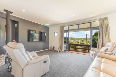 Photo of property in 15 Boons Valley Road, Waikawa, Picton, 7220
