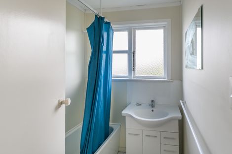 Photo of property in 2a Dickson Crescent, Hornby, Christchurch, 8042