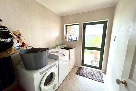 Photo of property in 15 Werahika Place, Whakatane, 3120