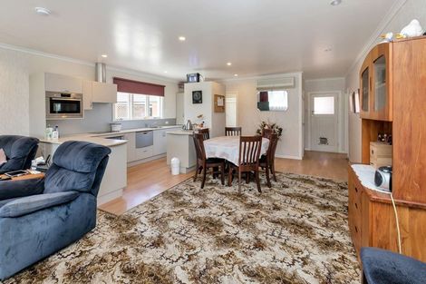 Photo of property in 12 Pyle Road East, Ruakaka, 0171