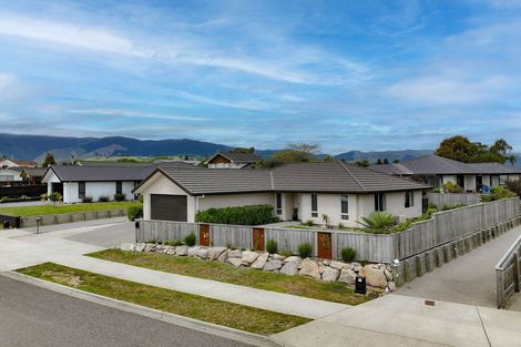 Photo of property in 39 Exeter Street, Stoke, Nelson, 7011