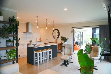 Photo of property in 3 Hurunui Drive, Te Awa, Napier, 4110