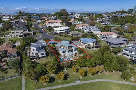 Photo of property in 11 Strata View, Western Heights, Hamilton, 3200