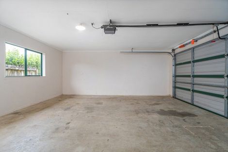 Photo of property in 40 Cholmondeley Crescent, Whitianga, 3510