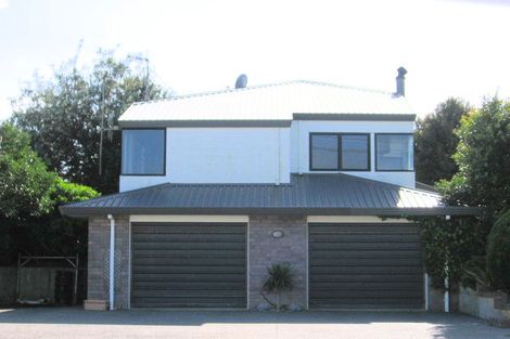Photo of property in 9a Simpson Road, Papamoa Beach, Papamoa, 3118