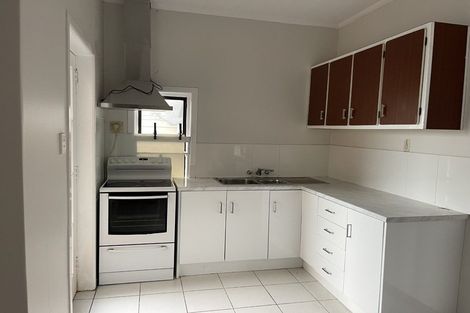 Photo of property in 82 Kauri Street, Miramar, Wellington, 6022