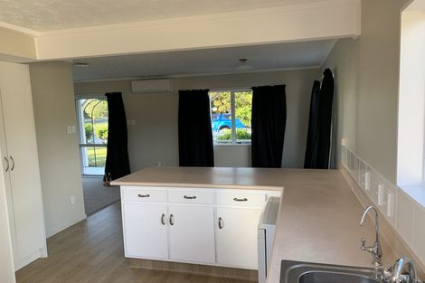 Photo of property in 43 Arthur Crescent, Hilltop, Taupo, 3330