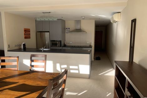 Photo of property in Montreaux Apartments, 1g/164 The Terrace, Wellington Central, Wellington, 6011