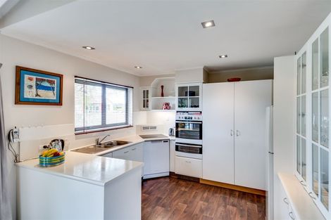 Photo of property in 215 Guppy Road, Taradale, Napier, 4112