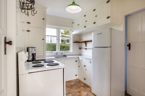 Photo of property in 17 Pine Street, New Lynn, Auckland, 0600