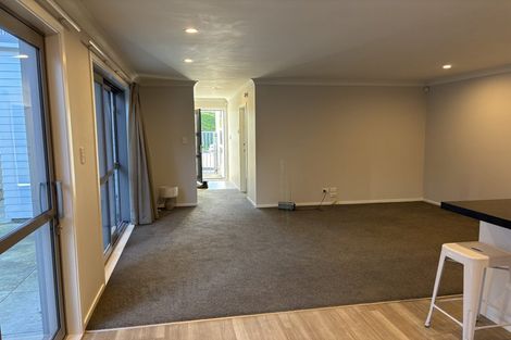 Photo of property in 17 Rugby Street, Mount Cook, Wellington, 6021