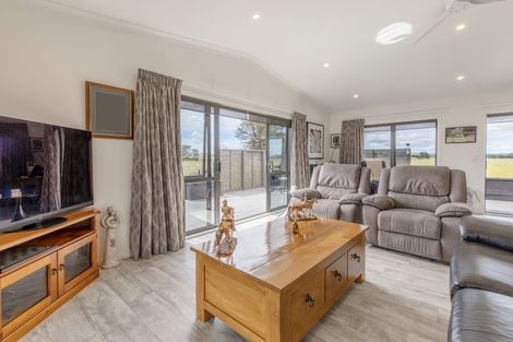 Photo of property in 1 Elm Place, Waipukurau, 4284