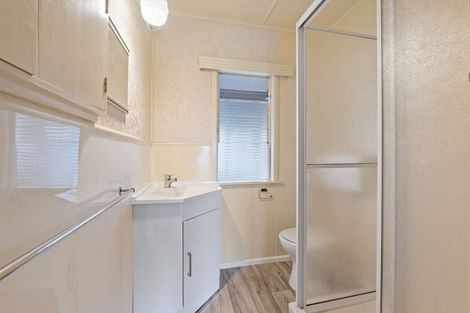 Photo of property in 5 Goodson Place, Hawera, 4610