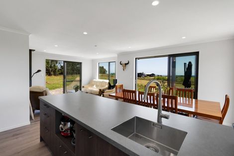 Photo of property in 229d Hoani Road, Okato, 4381