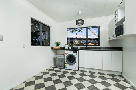 Photo of property in 6 Ryalls Way, Lake Hawea, Wanaka, 9382