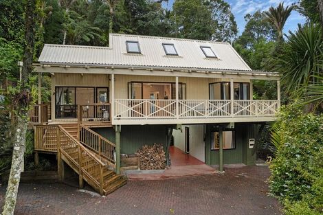 Photo of property in 576c South Titirangi Road, Titirangi, Auckland, 0604