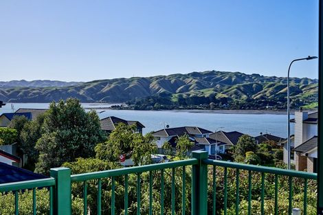 Photo of property in 19 The Masthead, Whitby, Porirua, 5024