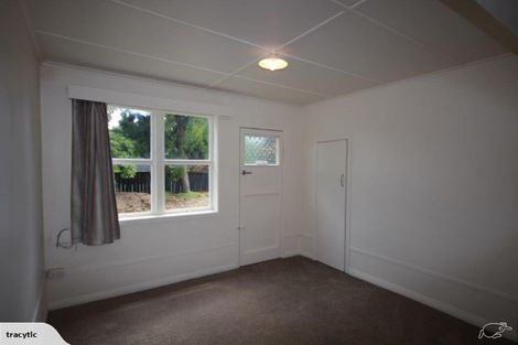 Photo of property in 6 Lee Road, Hannahs Bay, Rotorua, 3010