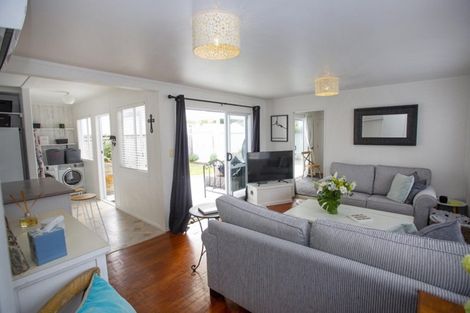 Photo of property in 144a Kiwi Road, Whangamata, 3620