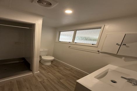 Photo of property in 3 Tiraumea Street, Palmerston North, 4410