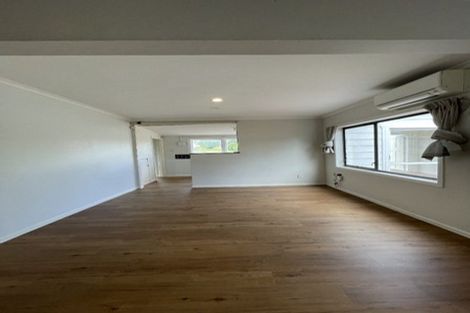 Photo of property in 16 Savoy Road, Glen Eden, Auckland, 0602