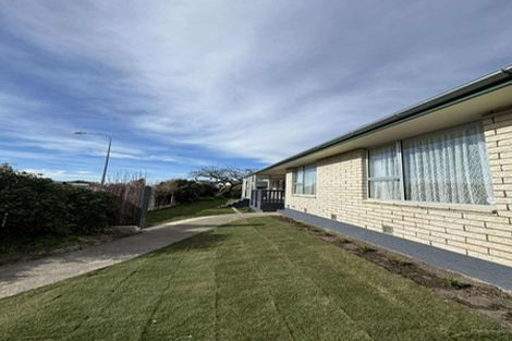 Photo of property in 17 Beeston Place, Redwood, Christchurch, 8051