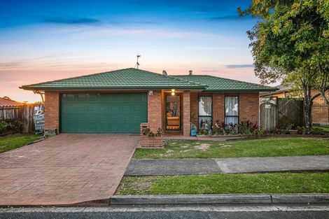 Photo of property in 8 Courtvale Place, Flat Bush, Auckland, 2019