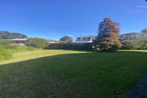 Photo of property in 2/219 Forrest Hill Road, Forrest Hill, Auckland, 0620