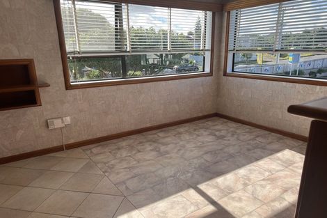 Photo of property in 3 Churchill Avenue, Manurewa, Auckland, 2102