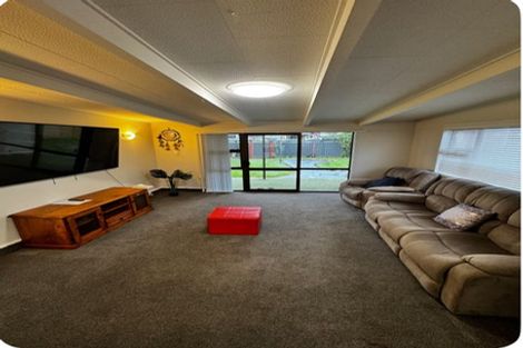 Photo of property in 16 Bush Road, Mosgiel, 9024
