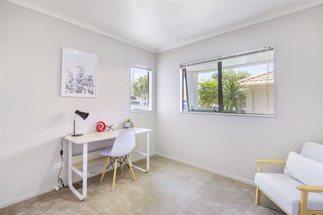 Photo of property in 28 Midshipman Court, Gulf Harbour, Whangaparaoa, 0930