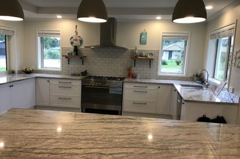 Photo of property in 55 Garth Road, Levin, 5571