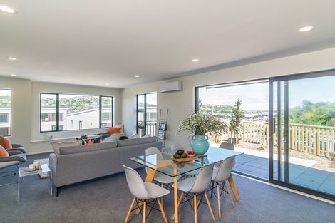 Photo of property in 20/104u Maupuia Road, Maupuia, Wellington, 6022