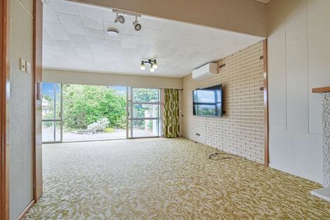 Photo of property in 19 Melville Street, Waipawa, 4210